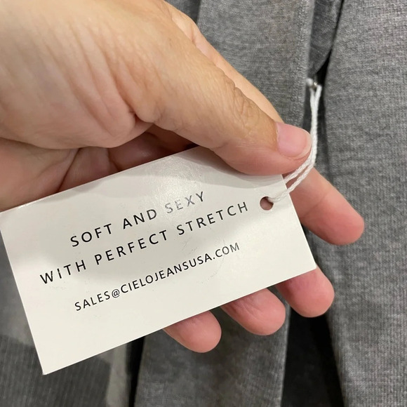 NWT Cielo Grey Cardigan 3/4 Sleeve Size XL Style SW620 - Picture 5 of 7